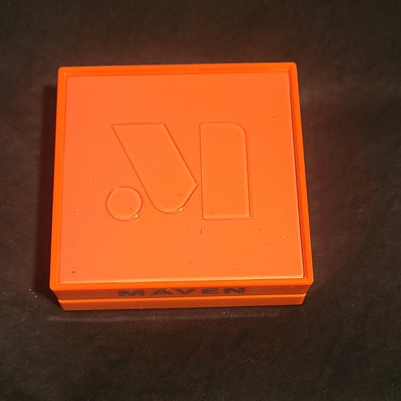 MAVEN Beauty 3D Cheek Powder 5g/0.17 oz NIB **Bundle with any order for $5** - Picture 2 of 6